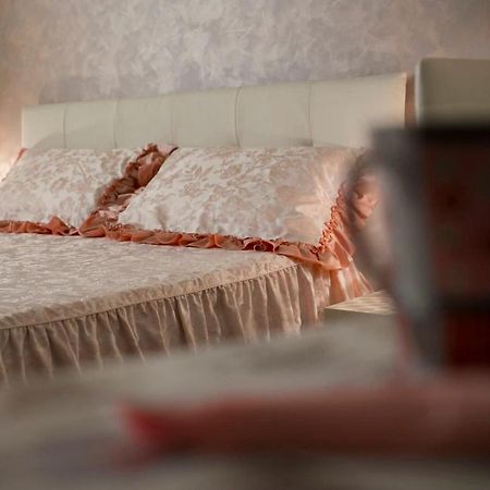 Bed and Breakfast La Casa Di Pimpi Desenzano del Garda Exterior foto